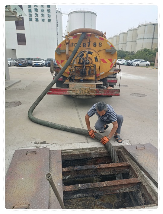 城关隔油池清掏